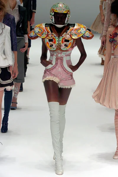 Look 33